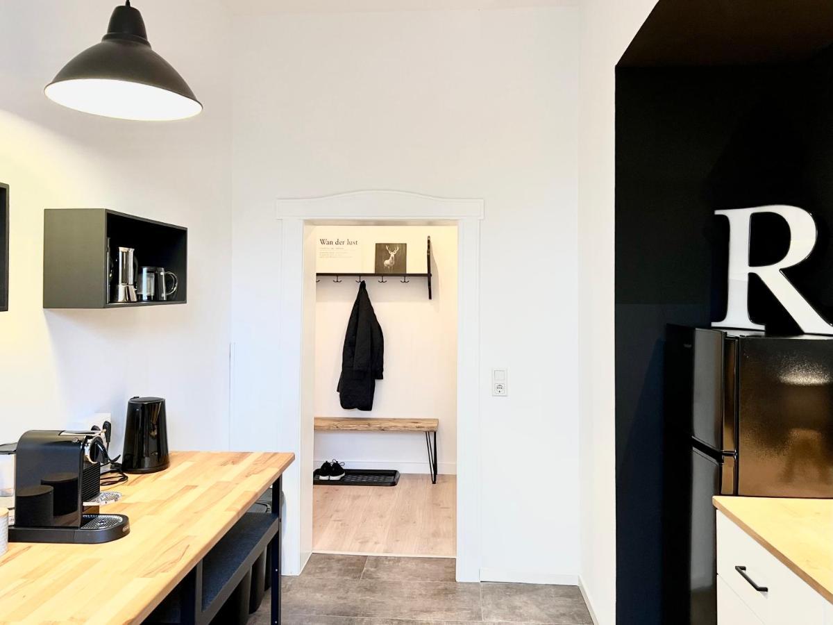 Makers And 01 Pauline 110qm Parkplatz 1-4 Personen Apartment Detmold