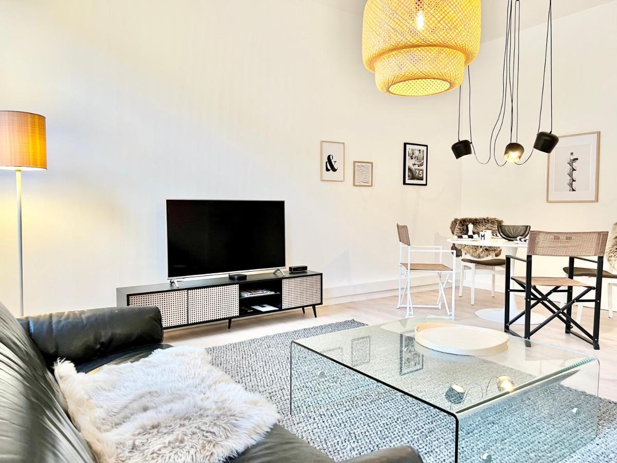 Makers And 01 Pauline 110qm Parkplatz 1-4 Personen Apartment Detmold